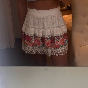 loveshackfancy white detailed mini skirt with floral print, size petite
